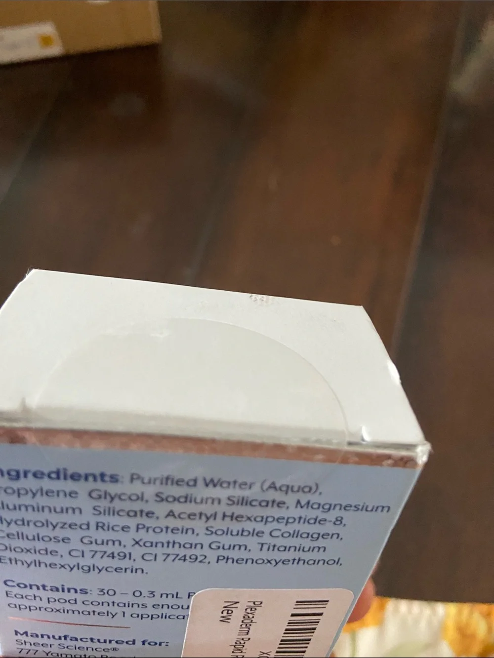 Rapid Reduction Eye Serum Pods – White & Light Blue